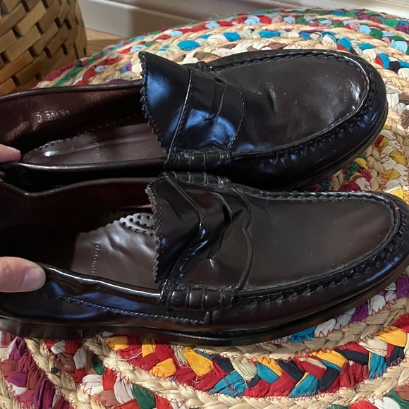 Allen Edmonds Kenwood Classic Brown Leather Loafers - Picture 1 of 6